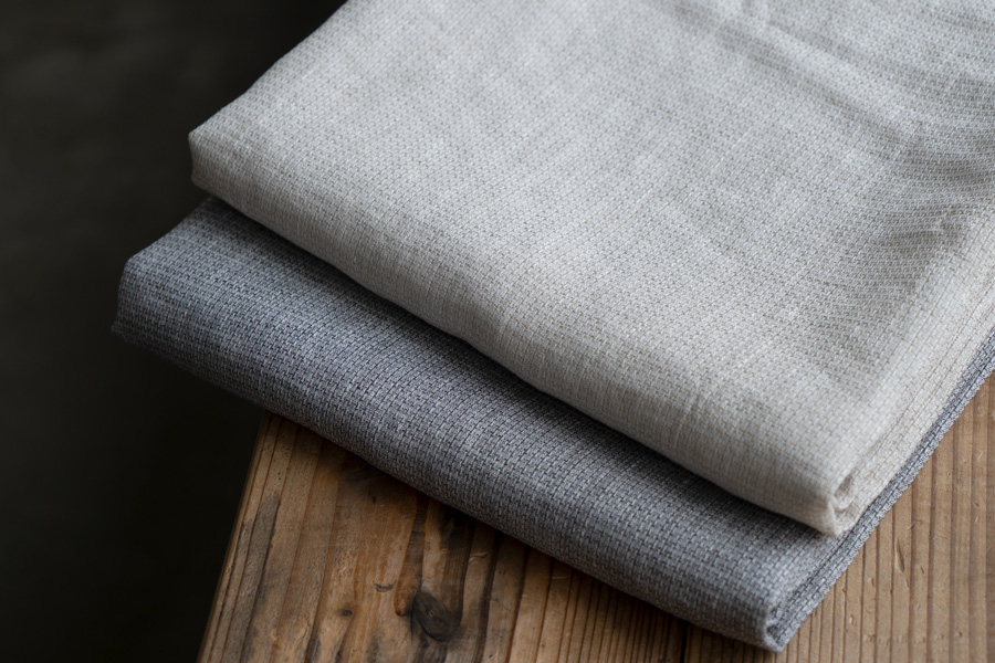 リネン生地の質感イナホ