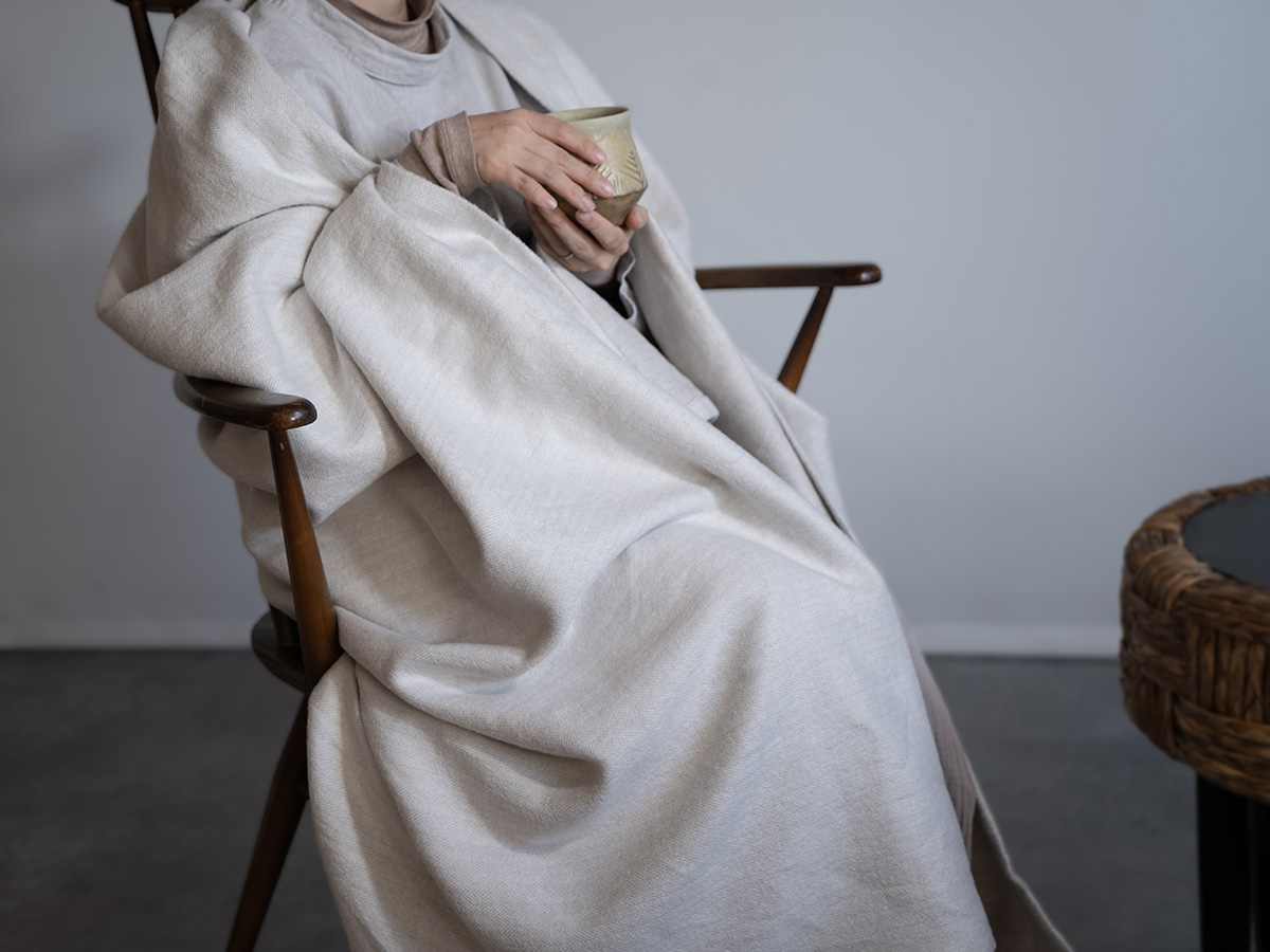 最高級の起毛リネン100%の麻マルチカバー