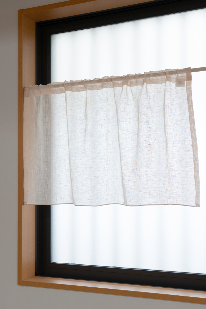 リネン100%のカフェカーテン