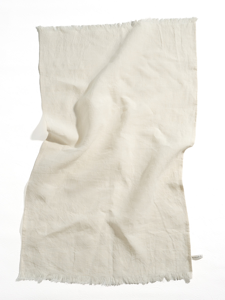 フリンジの付いたキッチンタオル