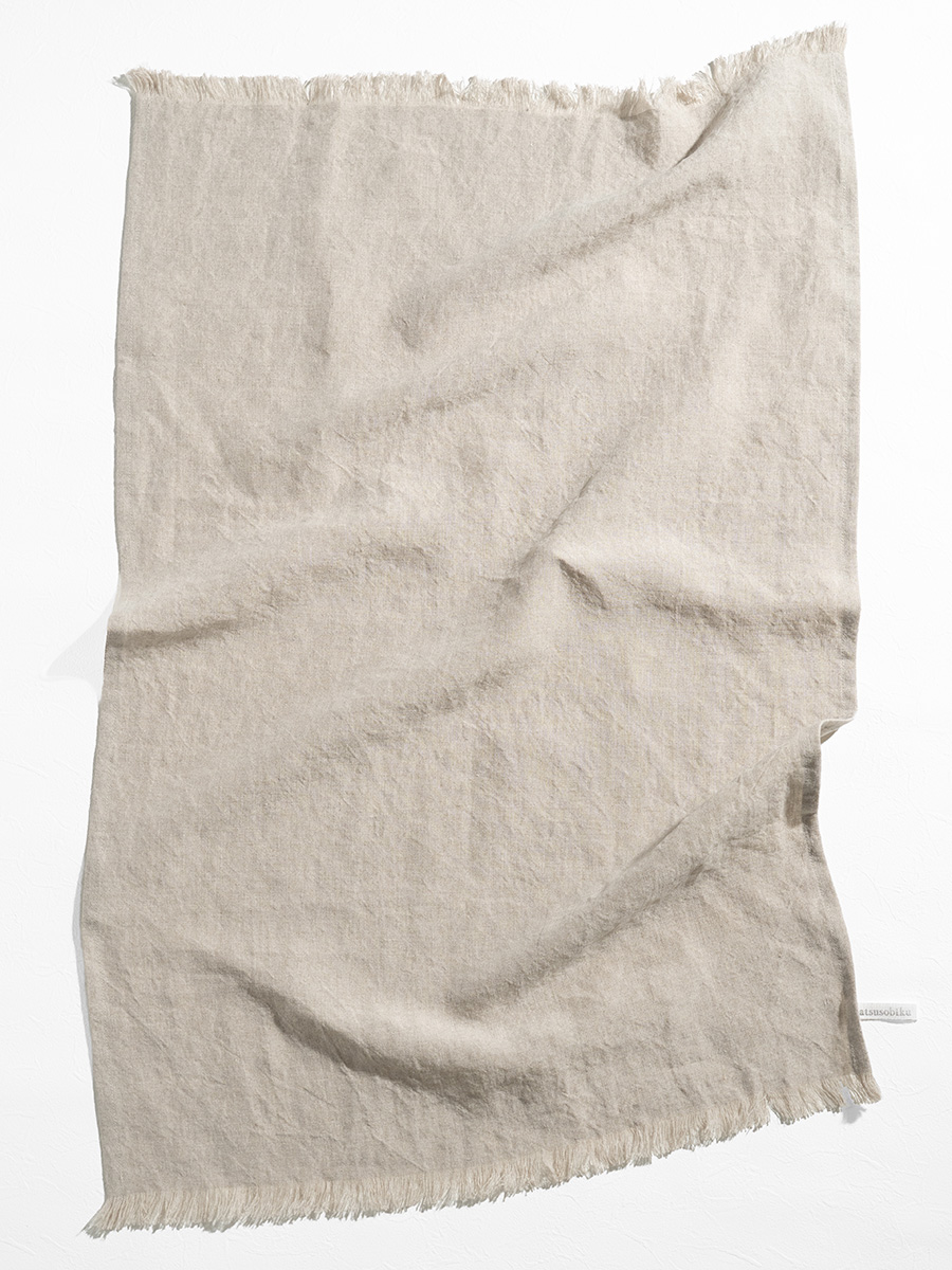 フリンジの付いたキッチンタオル