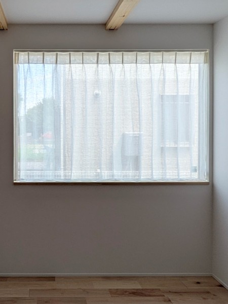 立体感のある織りの麻レースカーテン商品写真_01ホワイト