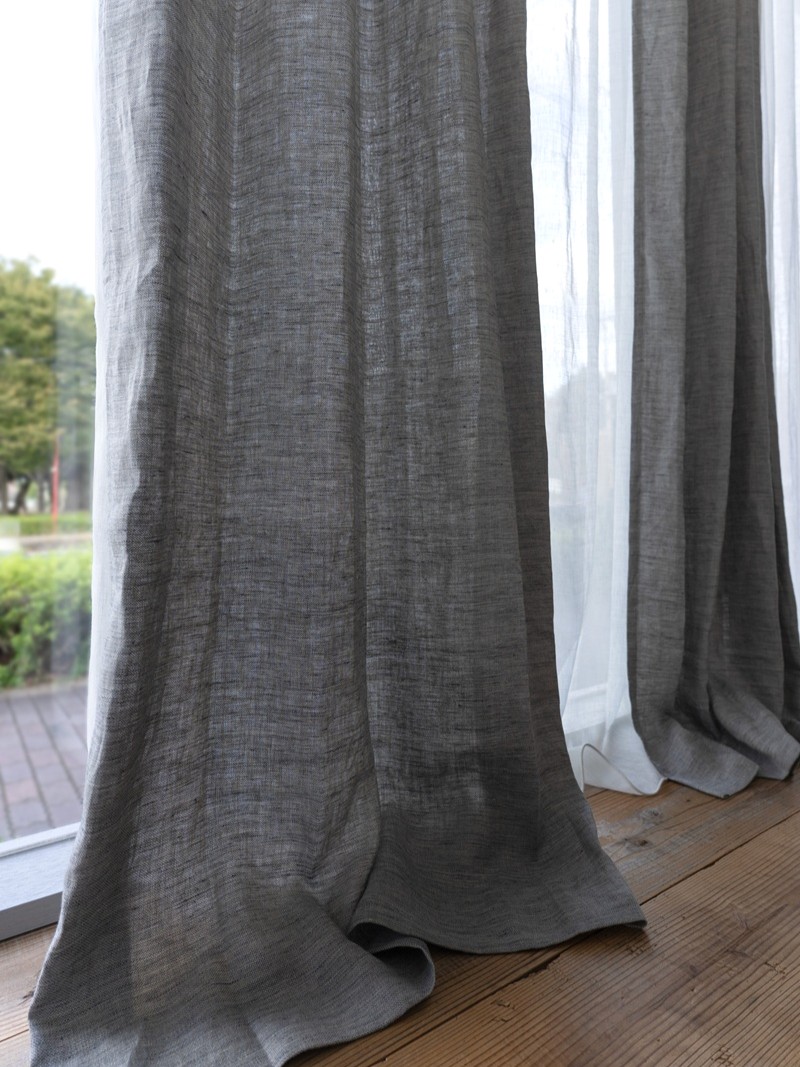 リネンカーテン商品写真_ネイビー色_フラットヒダなし